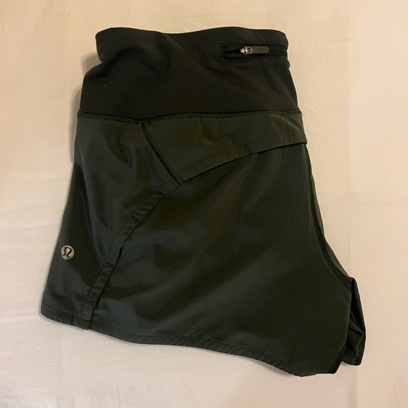 ARMY GREEN SIZE 8 LULU SHORTS - Picture 1 of 4
